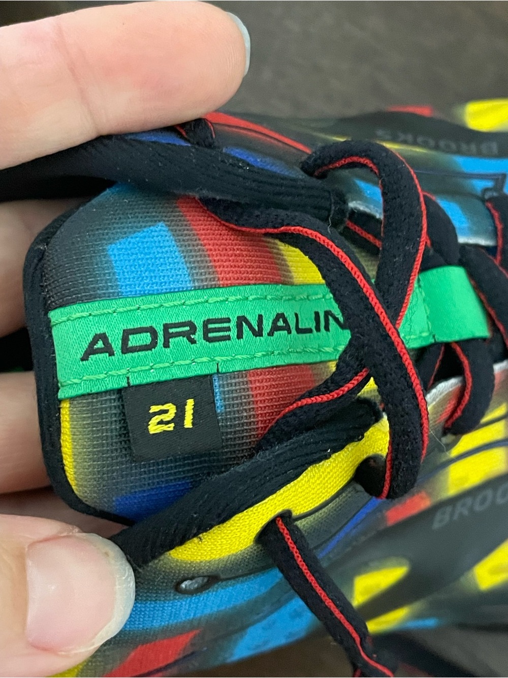 Brooks Men’s Adrenaline GTS 21 Running Shoe - Picture 5 of 7